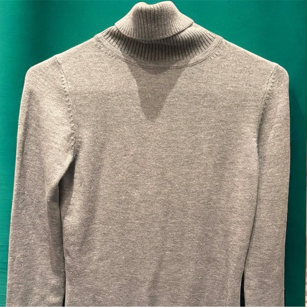 French Connection Light Gray Turtleneck Sweater XS - Picture 4 of 5